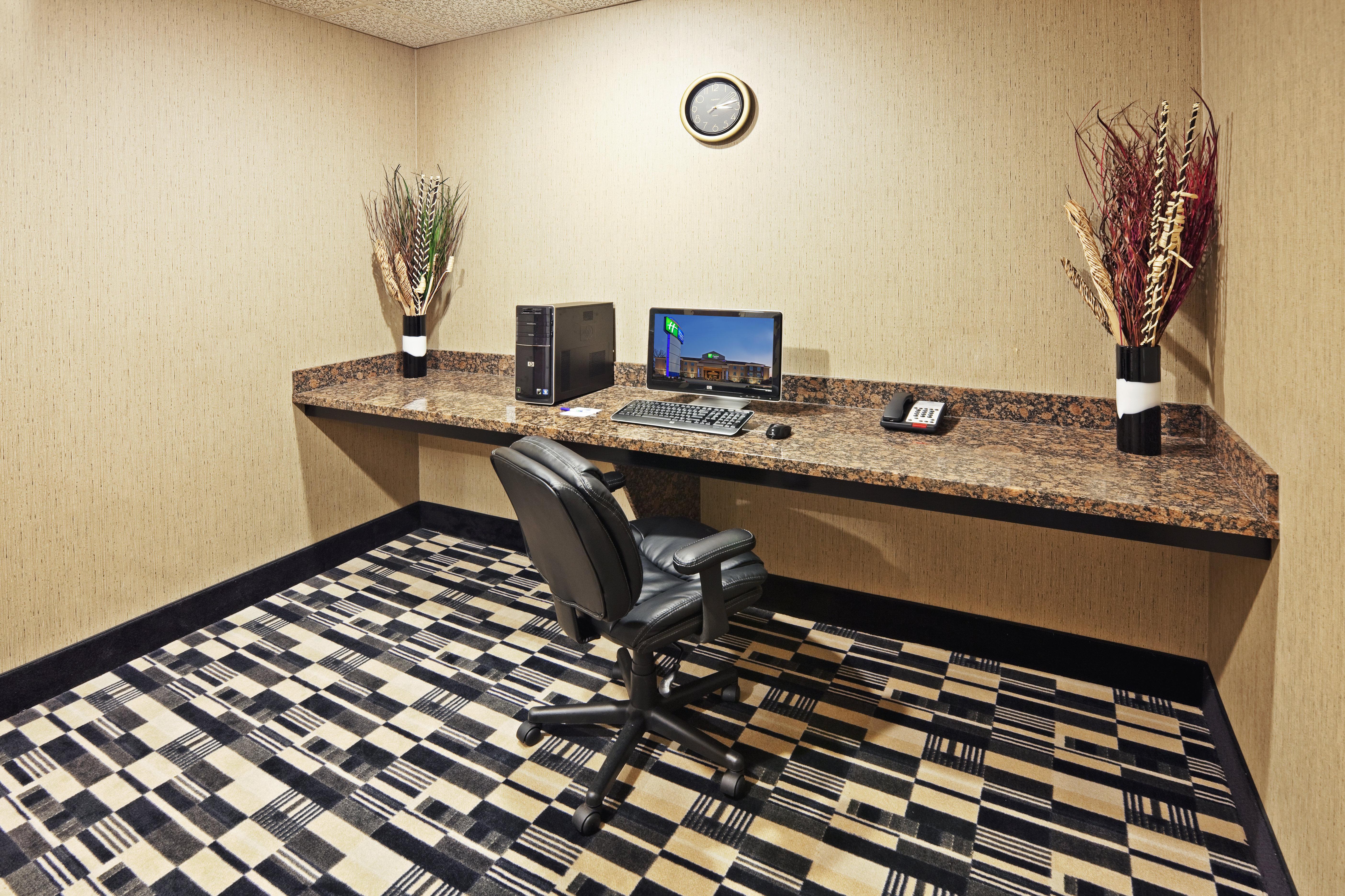 Holiday Inn Express Hotels & Suites Jacksonville By Ihg Ngoại thất bức ảnh