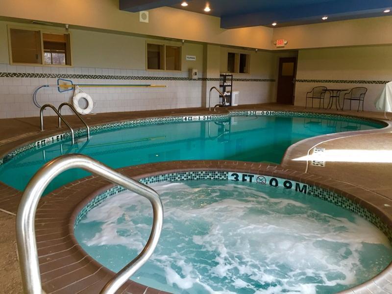 Holiday Inn Express Hotels & Suites Jacksonville By Ihg Ngoại thất bức ảnh